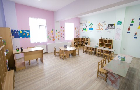 Tenderi i ushqimit per cerdhet dhe kopshtet ne Tirane me shkelje: AK nis hetimin